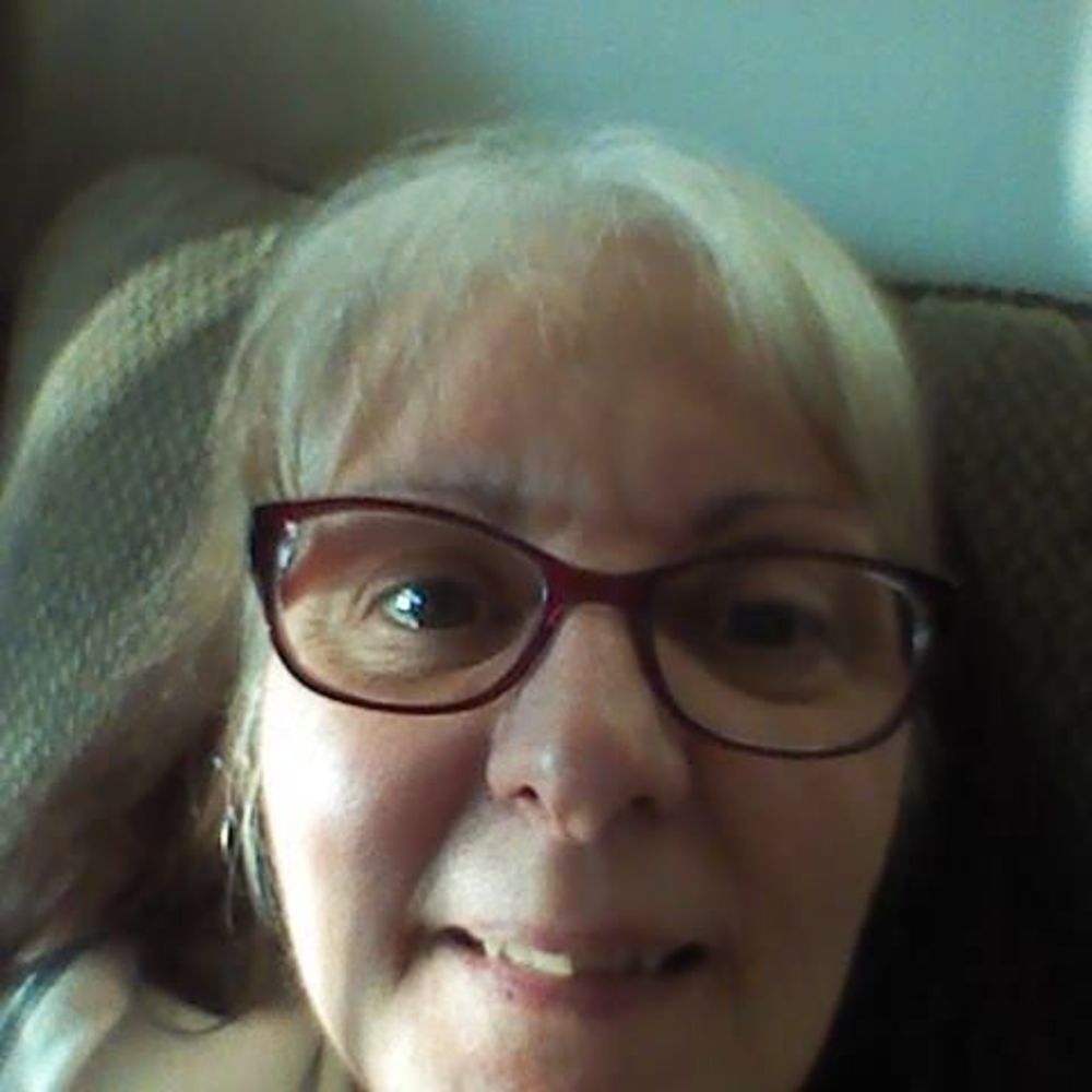 Meet your Posher, Linda